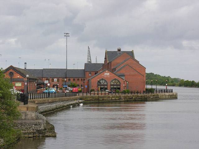 Ellesmere Port Town